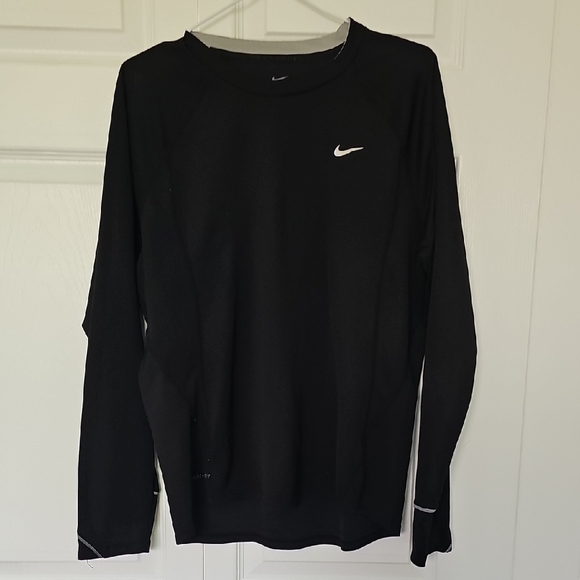 Nike Other - Nike Black Performance Long Sleeve Tee